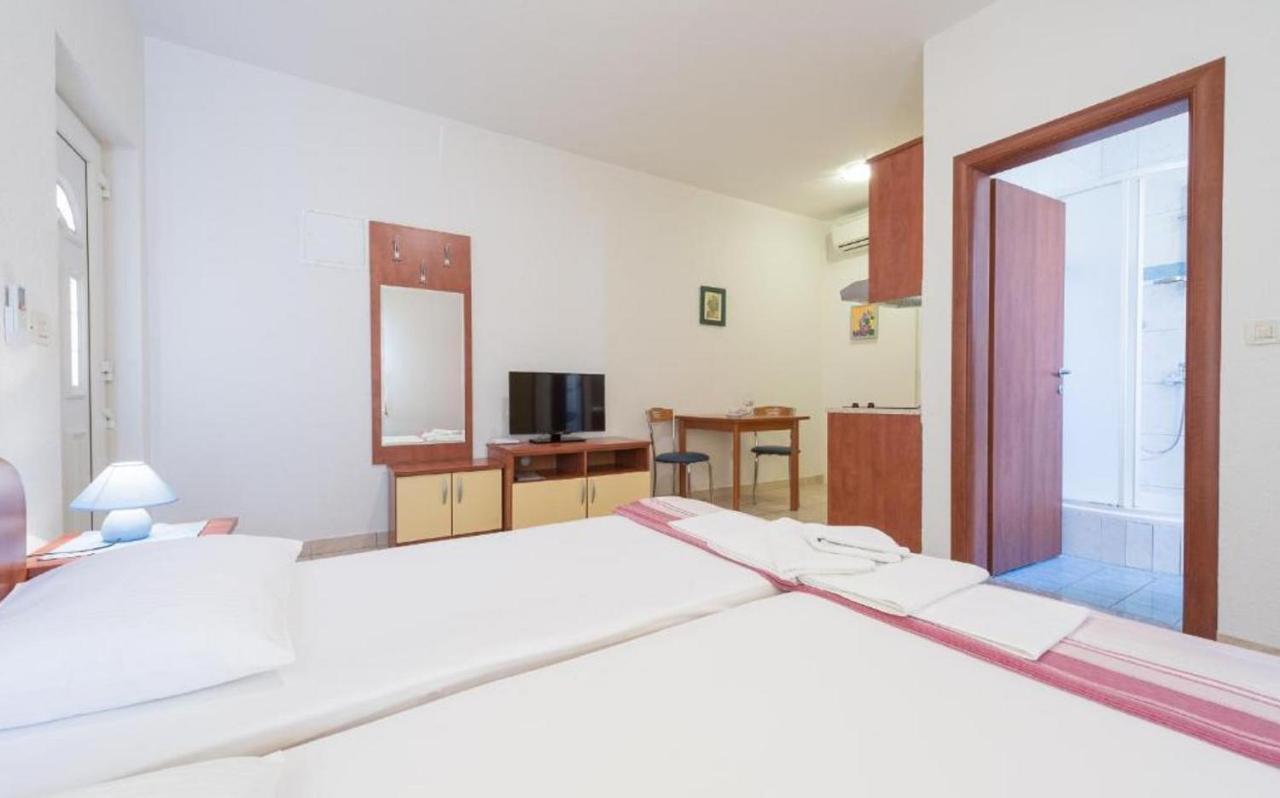 Borna Dubrovnik