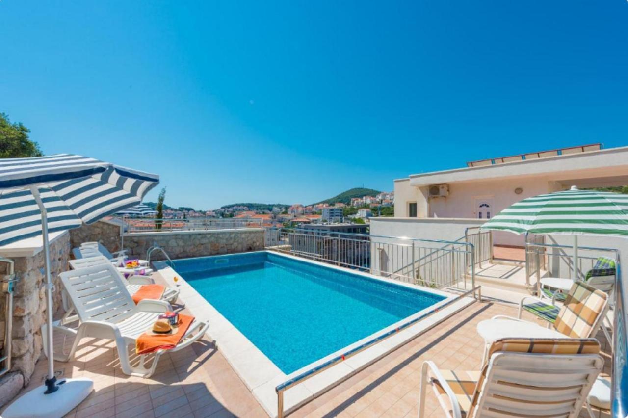 Borna Dubrovnik