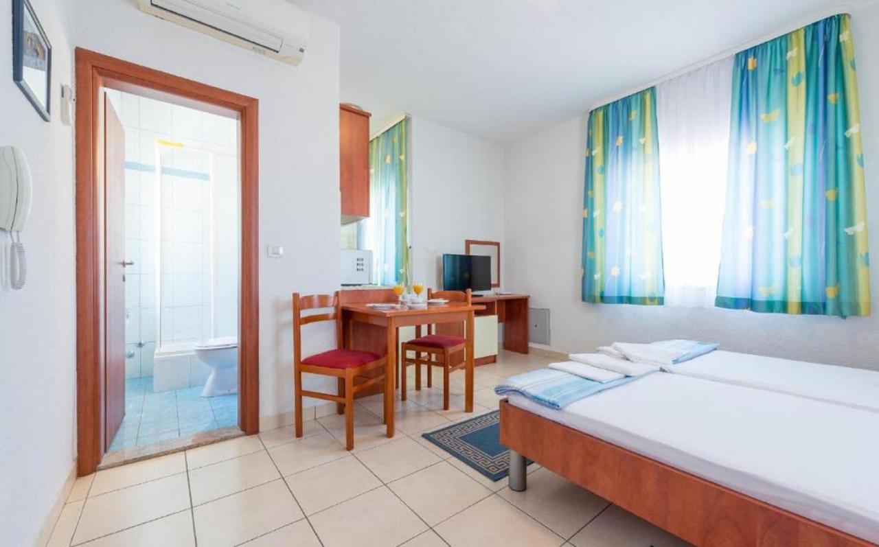 Borna Dubrovnik